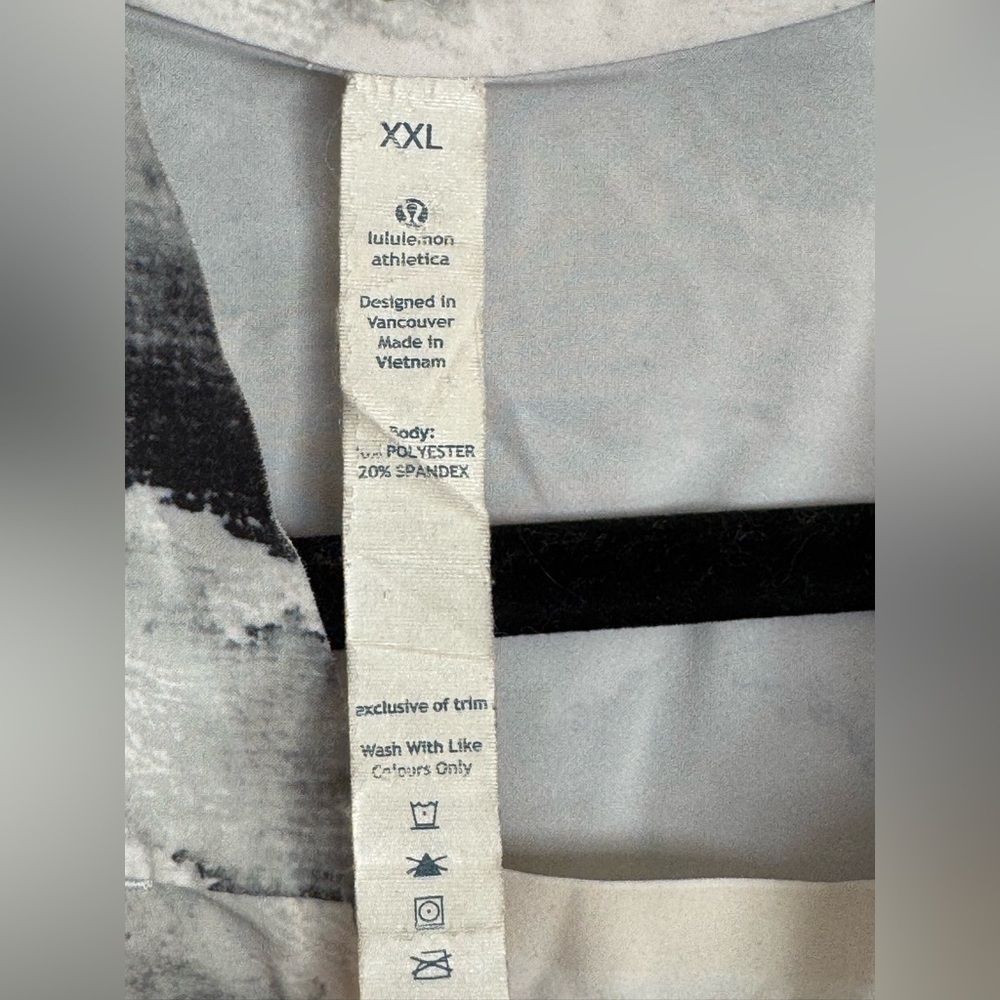 Lululemon Men's XXL Anorak Rain Jacket Waterproof Black White Watercolor Print - Picture 3 of 7